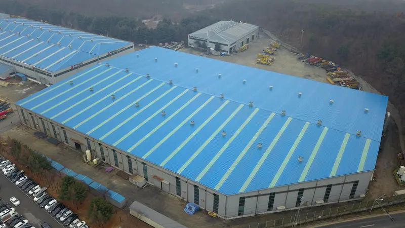 음성 금왕읍 6,000평 공장 V-500 강판 공사 시공 후 · 완료