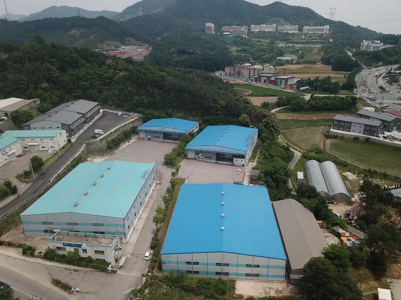 평택 포승 물류창고 지붕 칼라강판 공사 시공 후 · 완료