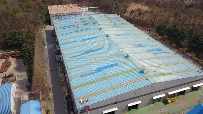 화성 팔탄 4,000평 공장 지붕 칼라강판 공사 시공 후 · 완료