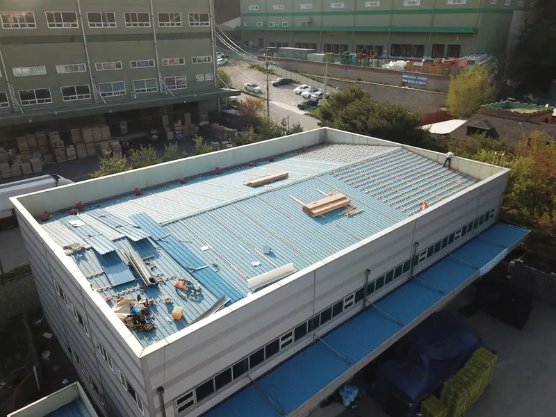 이천 물류창고 지붕·물받이·벽체 공사